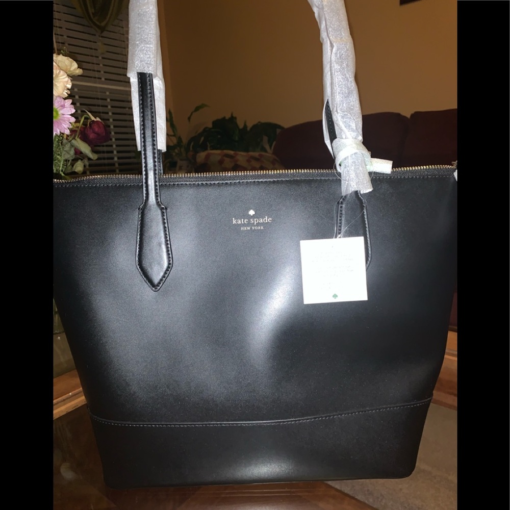 New Kate Spade Strawberry Black Leather Tote Purse